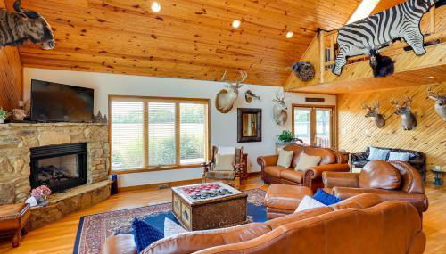 Pet-Friendly Vienna Cabin with Screened-In Porch! - Foto 1