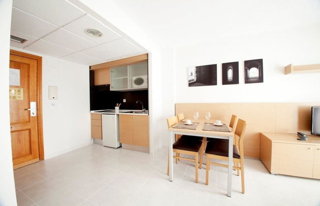 Aparthotel Acuazul - Photo 13