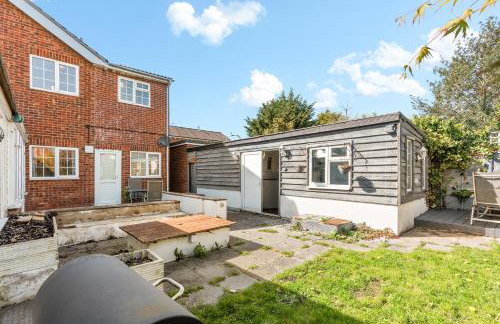 6 bedroom home for contractors and families - Photo 28