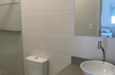 Apartamento em Condomínio Clube frente à praia do Campeche - Foto 22