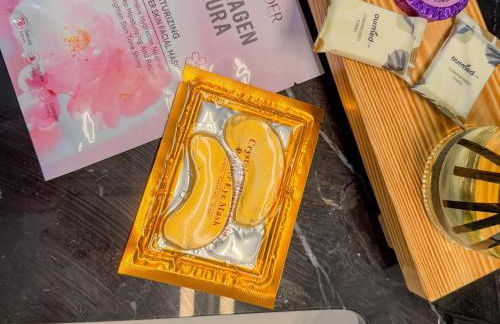 City Skyline Views & Rooftop Pool at District 225 - Foto 5