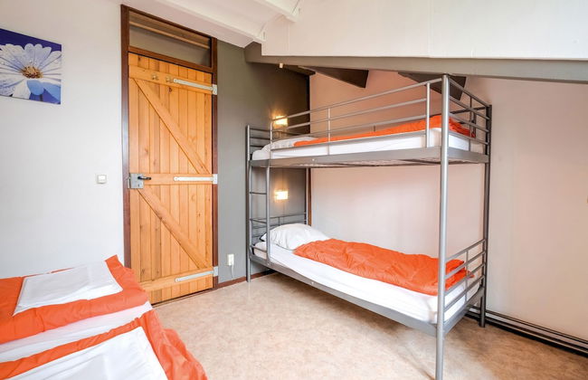 Serene Holiday Home in Ulestraten With Terrace - Foto 28