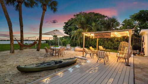 Deluxe Waterfront Villa with BBQ, Pool and Game Room - Foto 4