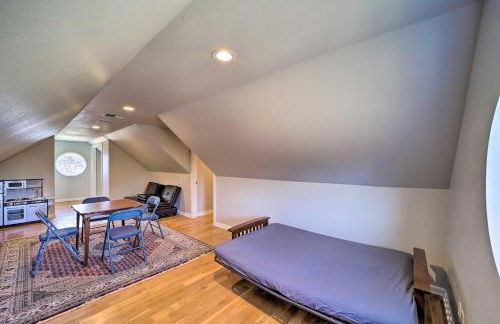 Grand Tulsa Getaway with Private Pond, Dock and Deck - Foto 34