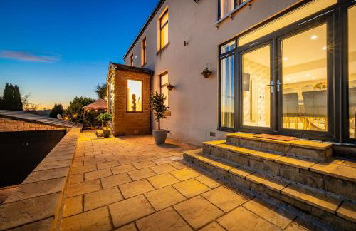 Spacious 6 Bedroom Escape with Hot Tub, Games Room & Karaoke in Yorkshire - Foto 75