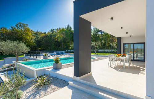 Villa Tonchi 3 Bedroom Private Pool BBQ & Garden - Foto 47