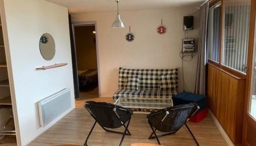 Confortable F2 bis avec balcon au pied des pistes et parking, Mont-Dore - FR-1-415-170 - Foto 2