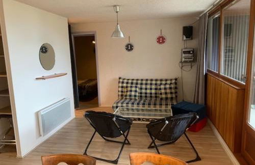 Confortable F2 bis avec balcon au pied des pistes et parking, Mont-Dore - FR-1-415-170 - Foto 2