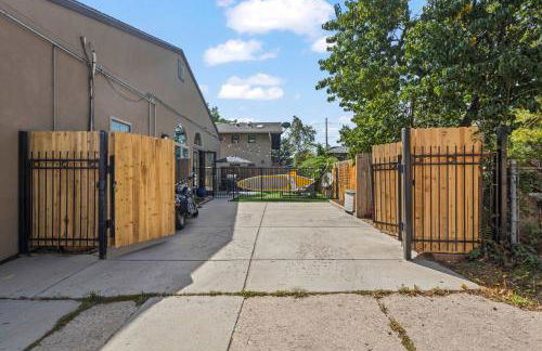 Stylish Church Conversion Walk to LoHi - Foto 39