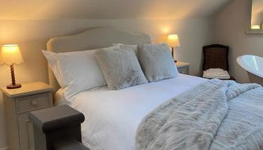 Cedar Cottage newly renovated cottage - Foto 2