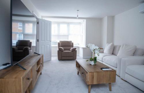 5 Swiftsure - Stunning 4 Bed Home, free parking - Foto 24