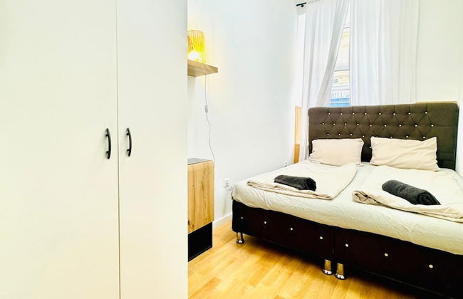 10 Economy Rooms-Shared Bath & Kitchen - Photo 28