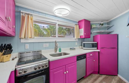 Modern Bright Escape Mins Beach, Pool, Hot Tub - Foto 14