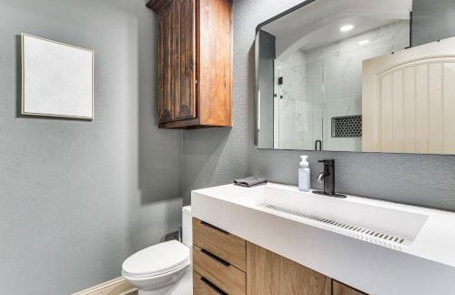 Pool and Hot Tub! Dog-Friendly AwaySis in SE Austin - Foto 18