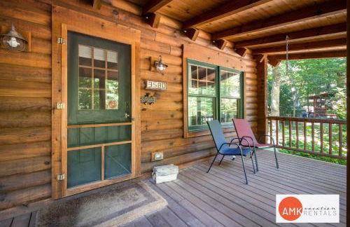 Wonderful Log Cabin near private beach and lake access - Foto 28