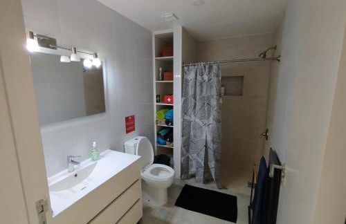 Surf Beach_Santa Barbara Secret Gardens - Photo 30