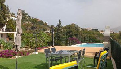 La Torrecica, con carácter andaluz y magníficas vistas al mar y Sierra Nevada - Foto 3