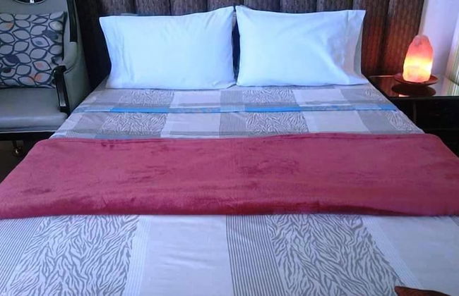 One Palm Tree Villas Classy Condotel - Foto 10