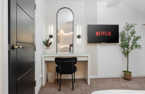 New Modern 2 Bedroom Central Apt Greater Manchester, Sleeps 5, Near Airport with Great Transport Links - Foto 19