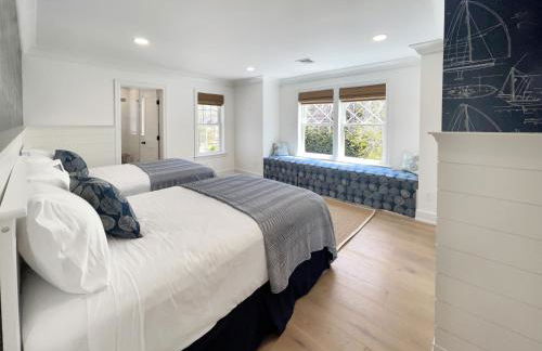 New Construction Modern Luxury Retreat w 6 Beds - Foto 21