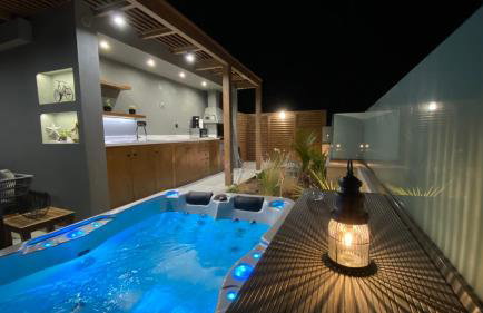 Hersonissos Beach Front Suites - Photo 48