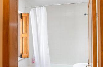 Casa de São Bernardo by LovelyStay - Foto 8