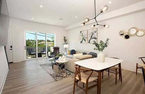 Luxury NEW Residence with Private Rooftop, Downtown in minutes - Foto 25