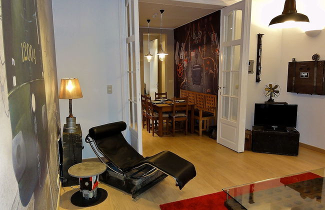 Train Flat - Photo 1