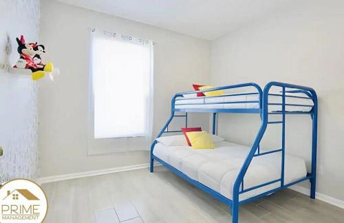 Renewed & Cozy 4BD Great Location near Disney - Photo 11