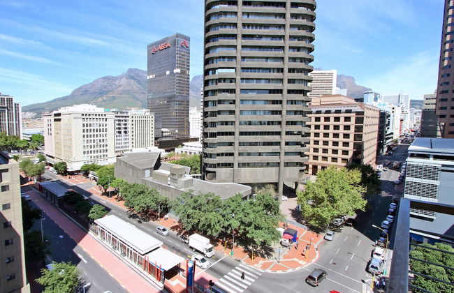 ITC Hospitality Group One Bedrooms Icon Building - Photo 21