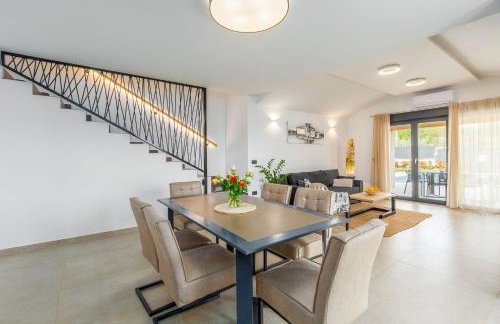 Moderne Villa mit Privatpool, Meerblick, Babybett, BBQ, klimatisierte Schlafzimmer - perfekt zum Biken - Photo 11