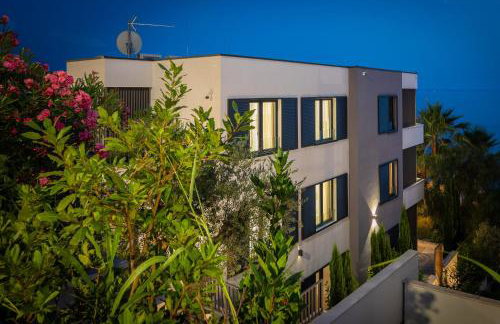 Paoma Lux Beach Suites - Photo 30