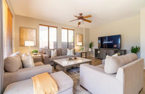 Desert Oasis 4BD 3BA, Lux Resort Pool in Mesa, AZ - Foto 25