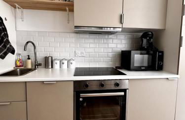 L'imaginaire au pied de la vieille ville - Foto 12