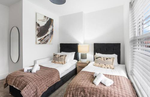 The Central-Contractor Accommodation-Free Parking - Extended Stays - Photo 15