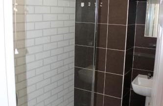 York Place Beautiful Apartment 5 Bedrooms Sleeps 9 - Foto 15