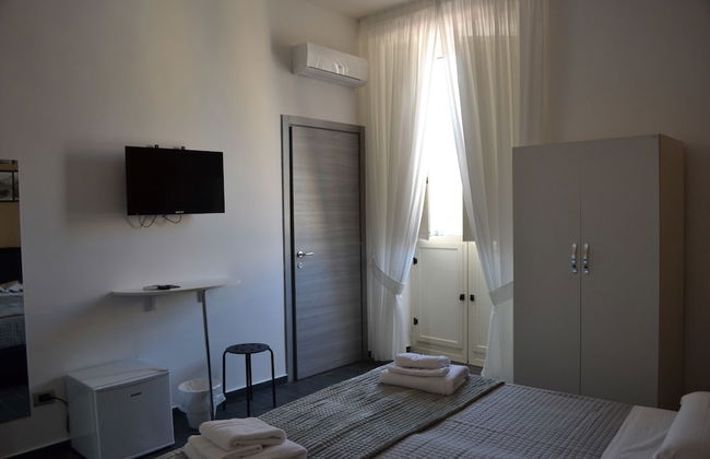 Le Porte di Napoli - Rooms - Foto 18