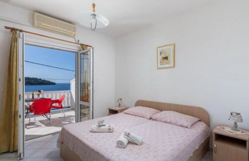 Apartments More - Photo 14