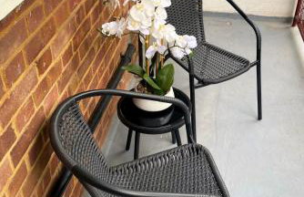 PenthouseStays Wimbledon - Chic 2 Bedroom King Bed Apartment with Balcony - 2 mins from Wimbledon Tennis Club and Museum - AELTC - Foto 18