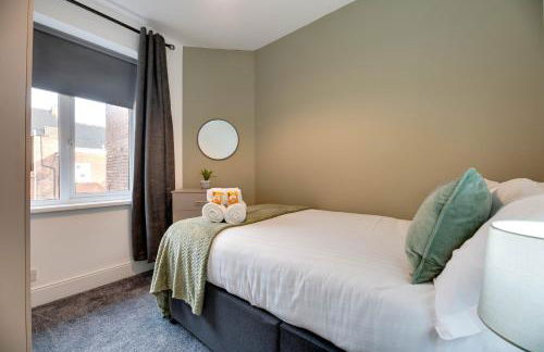 Brandon Grove Stay Sleeps 6 by Week2Week - Photo 12