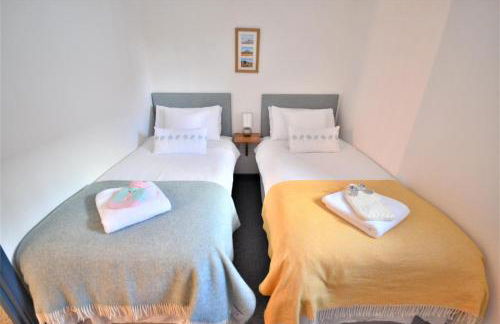 New street Luxury town house in the centre of Holt with free PARKING for one car - Foto 24