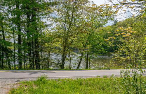 The Tipsy Moose, Ayuh Lakeside Lodge - Photo 8