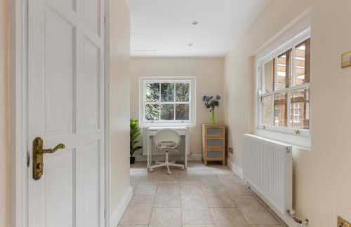 Parea Living - Spacious 4 Story House, Families, Big Groups - Foto 14