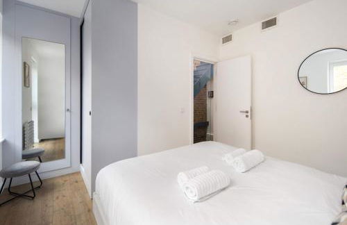 1 Min Walk to Euston Station, Modern Townhouse - Photo 9
