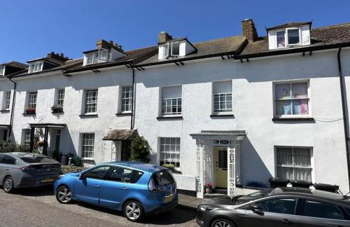 Victorian Escape in Exmouth - Photo 1