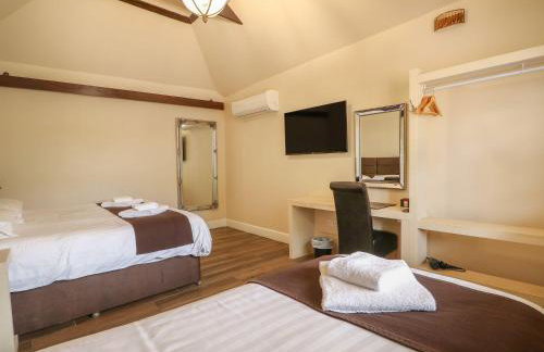 The Five Bells Inn - Foto 39