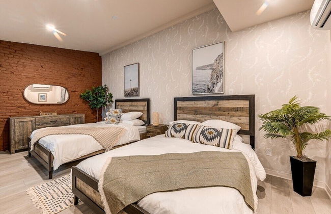 St. Ursule Two-Storey Oasis - Photo 11