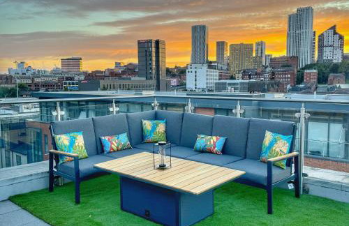 Luxury Penthouse with Private Hot Tub Overlooking Leeds City Centre - Foto 2