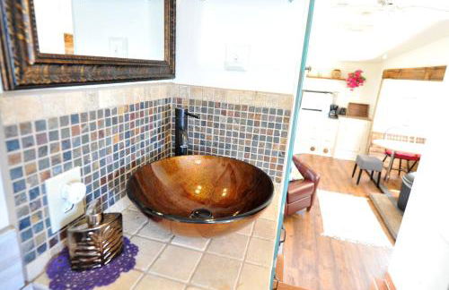 Rustic Trailer Rental on the Shores of Bridgeport Reservoir, California - Photo 6