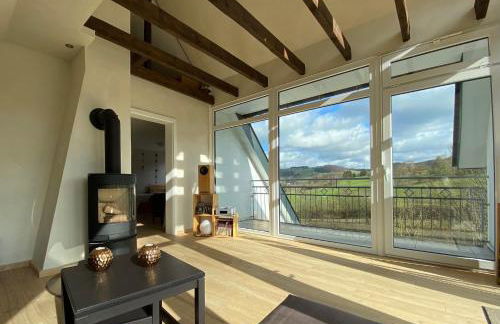 Auwers Haus komplett mit Panoramablick und Kamin - Foto 9